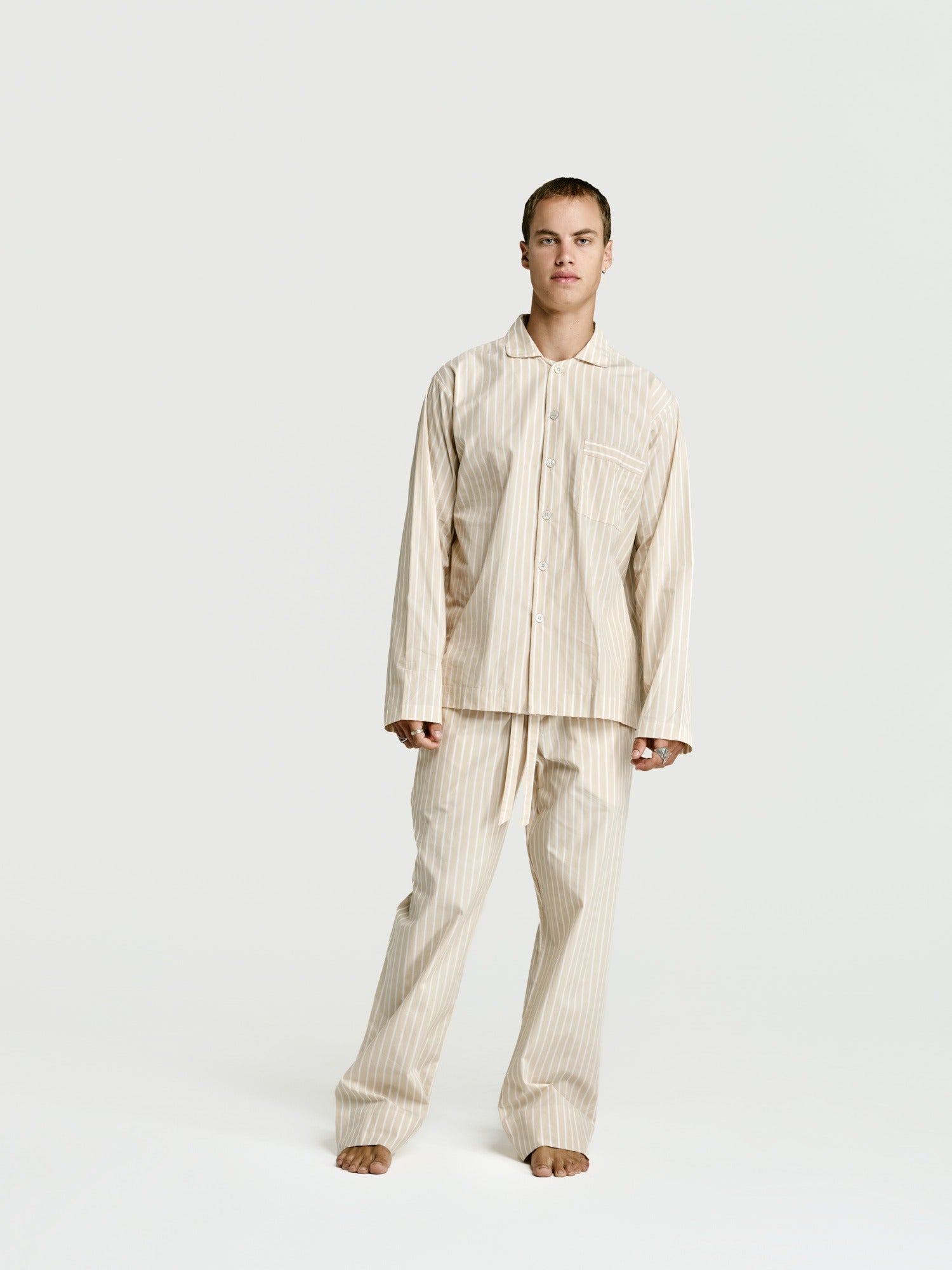 hours between &middot; the latte stripe set
